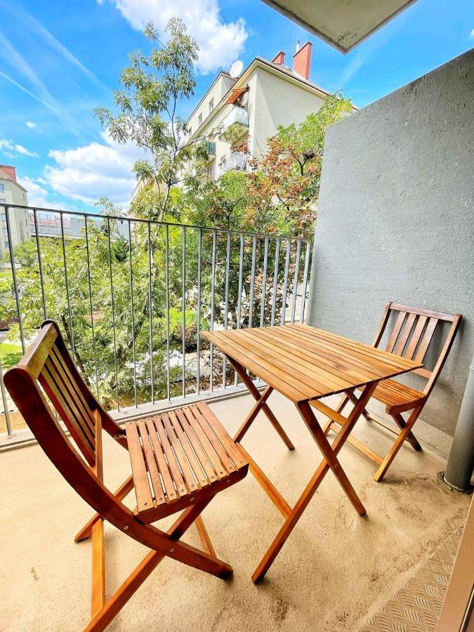 Muzeta11 - Modern Town With Balcony Apartment Wien